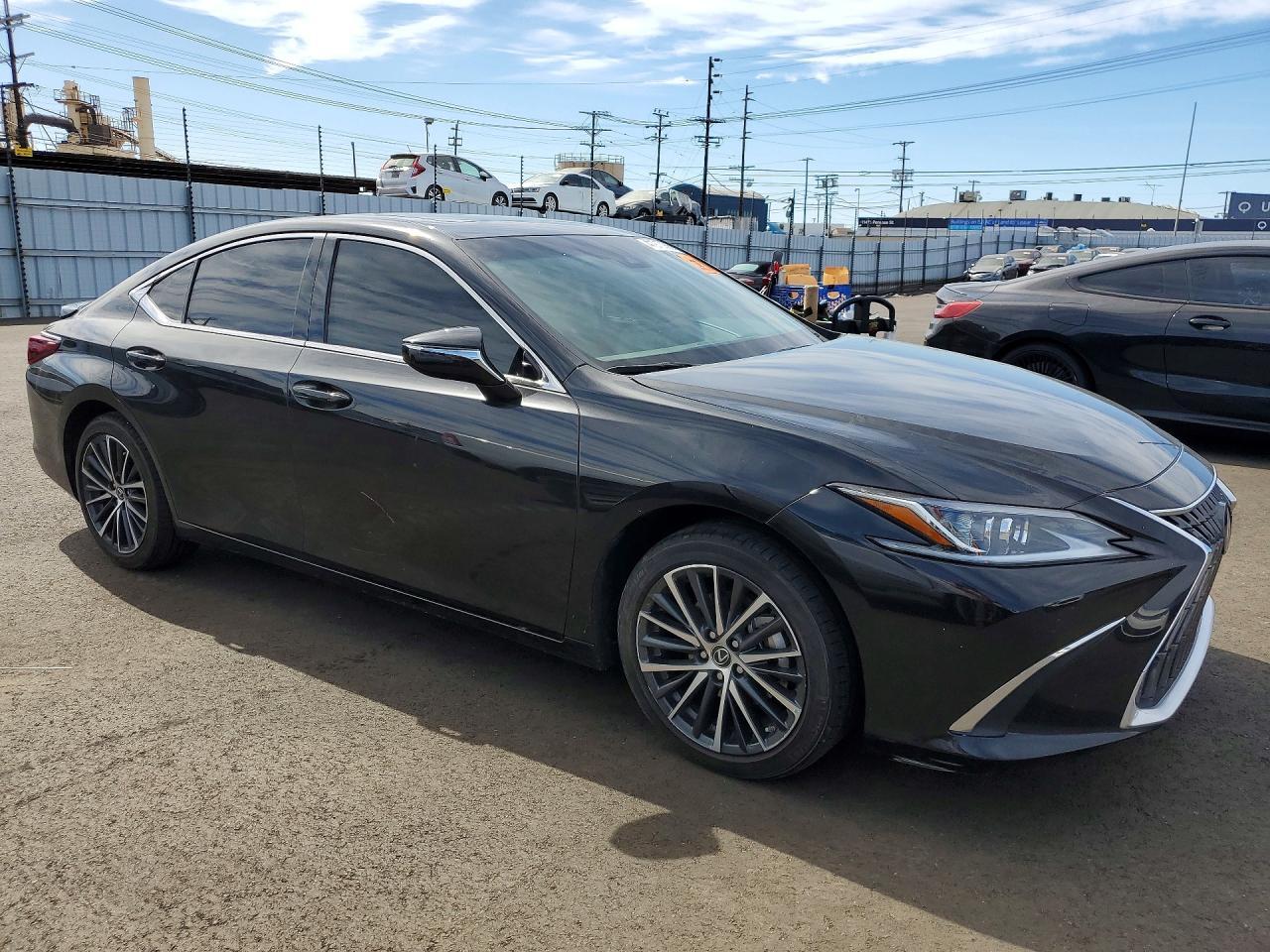 2024 LEXUS ES 300H