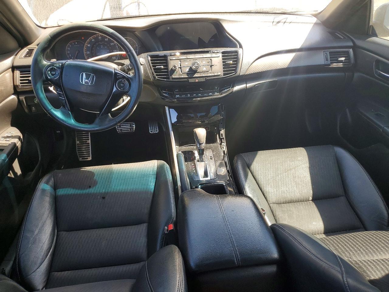 2017 HONDA ACCORD