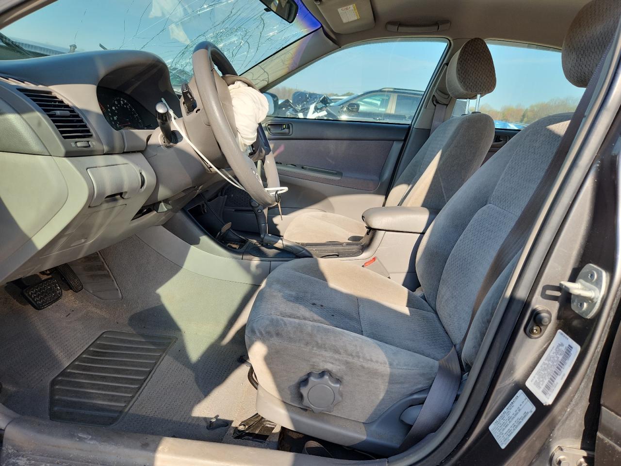 2002 TOYOTA CAMRY