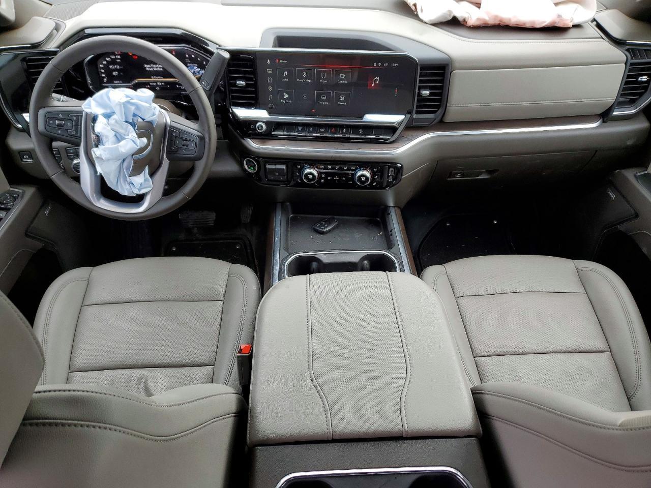 2025 GMC Sierra
