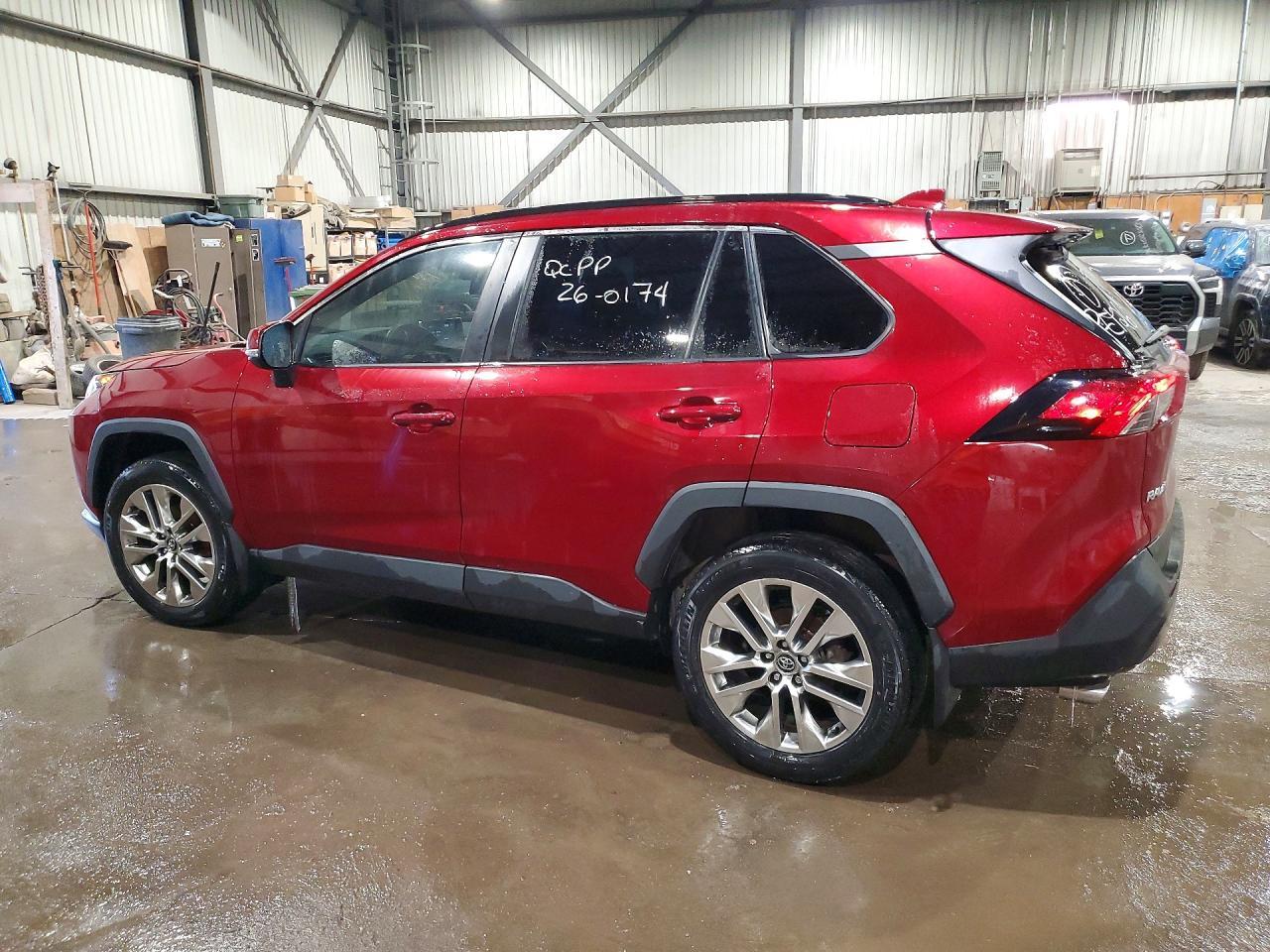2019 TOYOTA RAV4