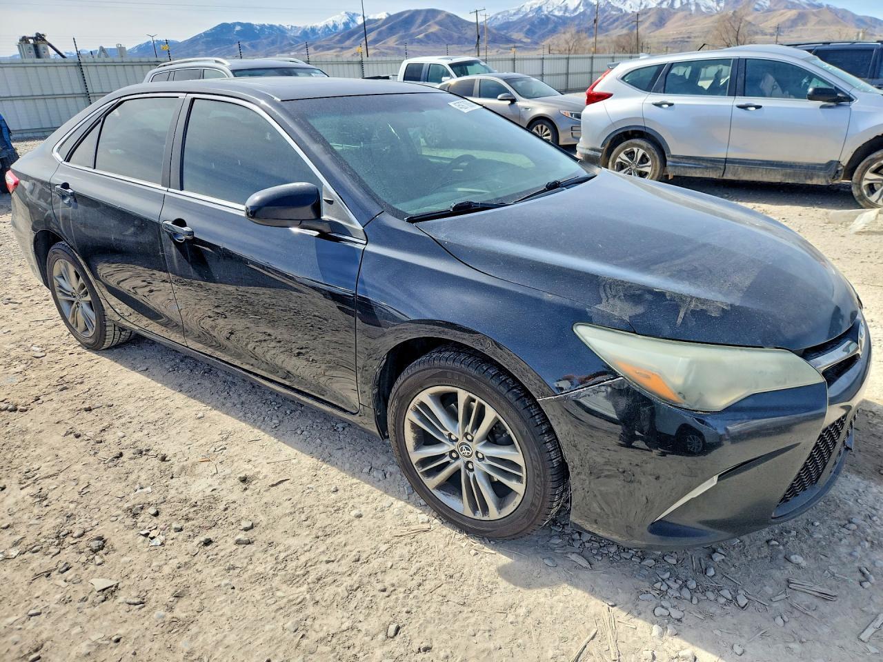 2015 TOYOTA CAMRY