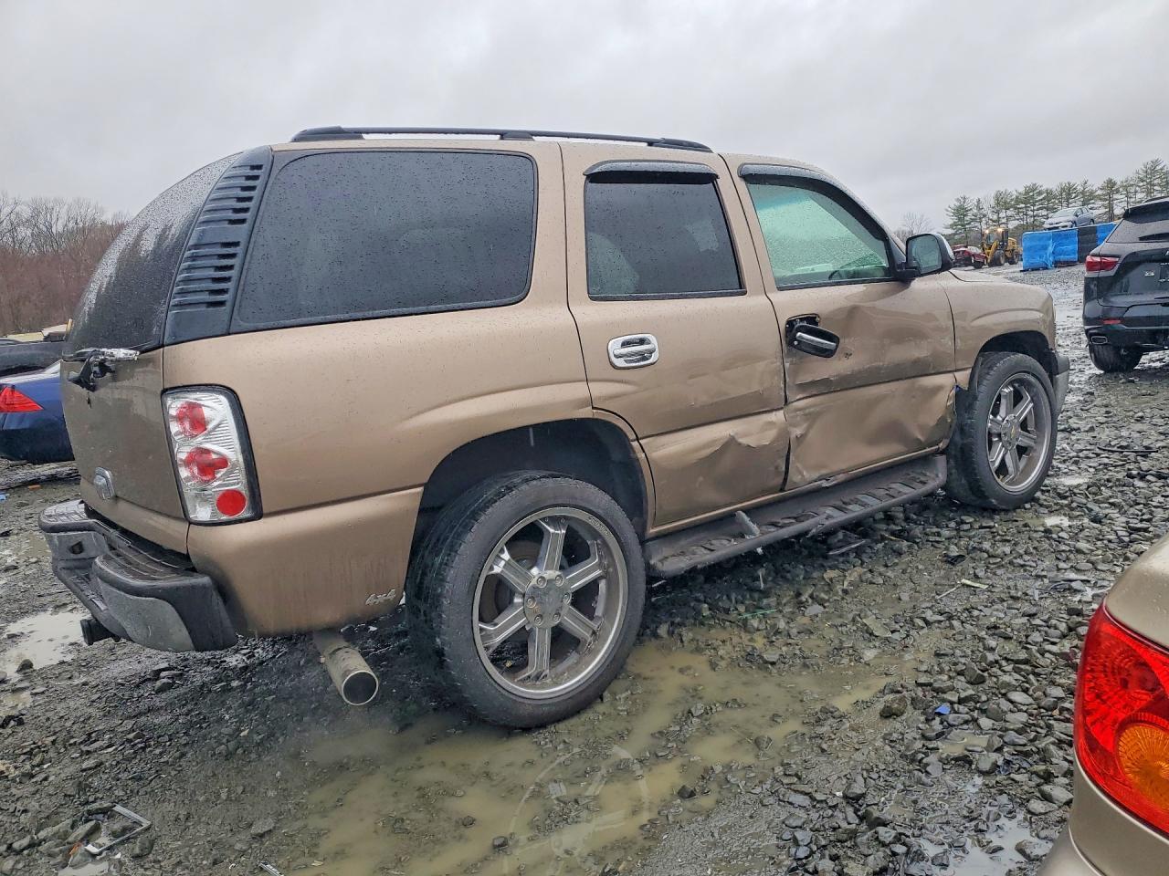 2003 CHEVROLET Tahoe