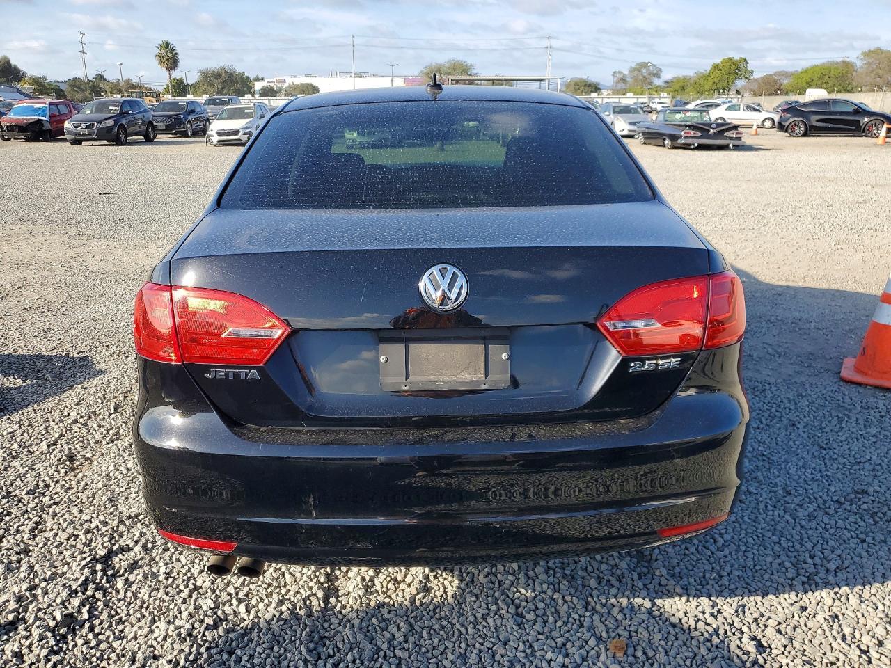 2013 VOLKSWAGEN JETTA
