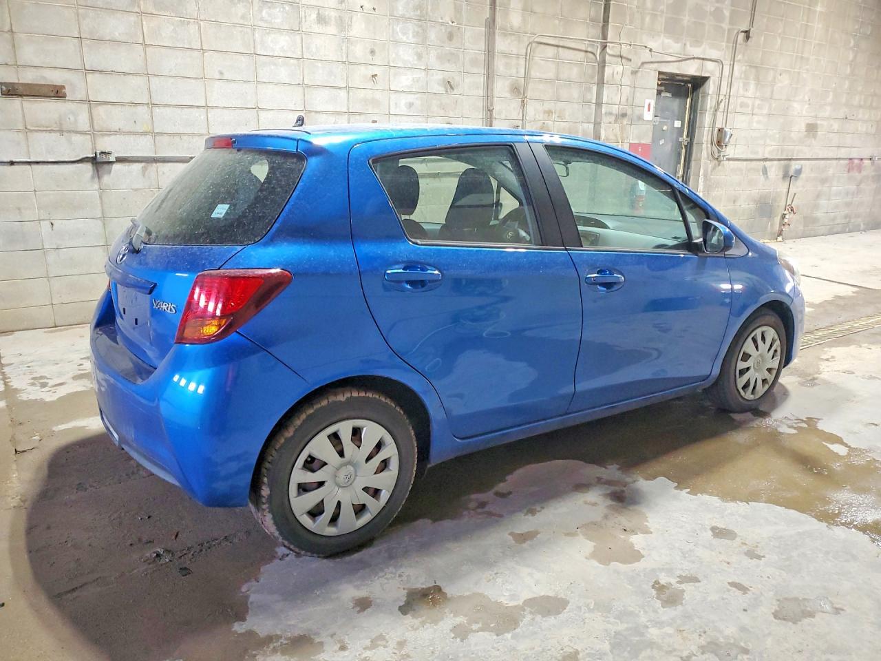 2016 TOYOTA YARIS