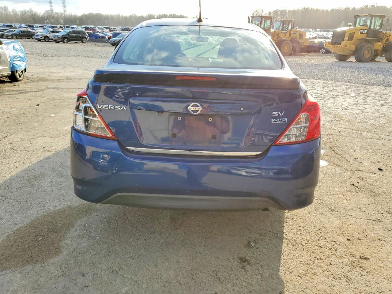 2019 NISSAN VERSA