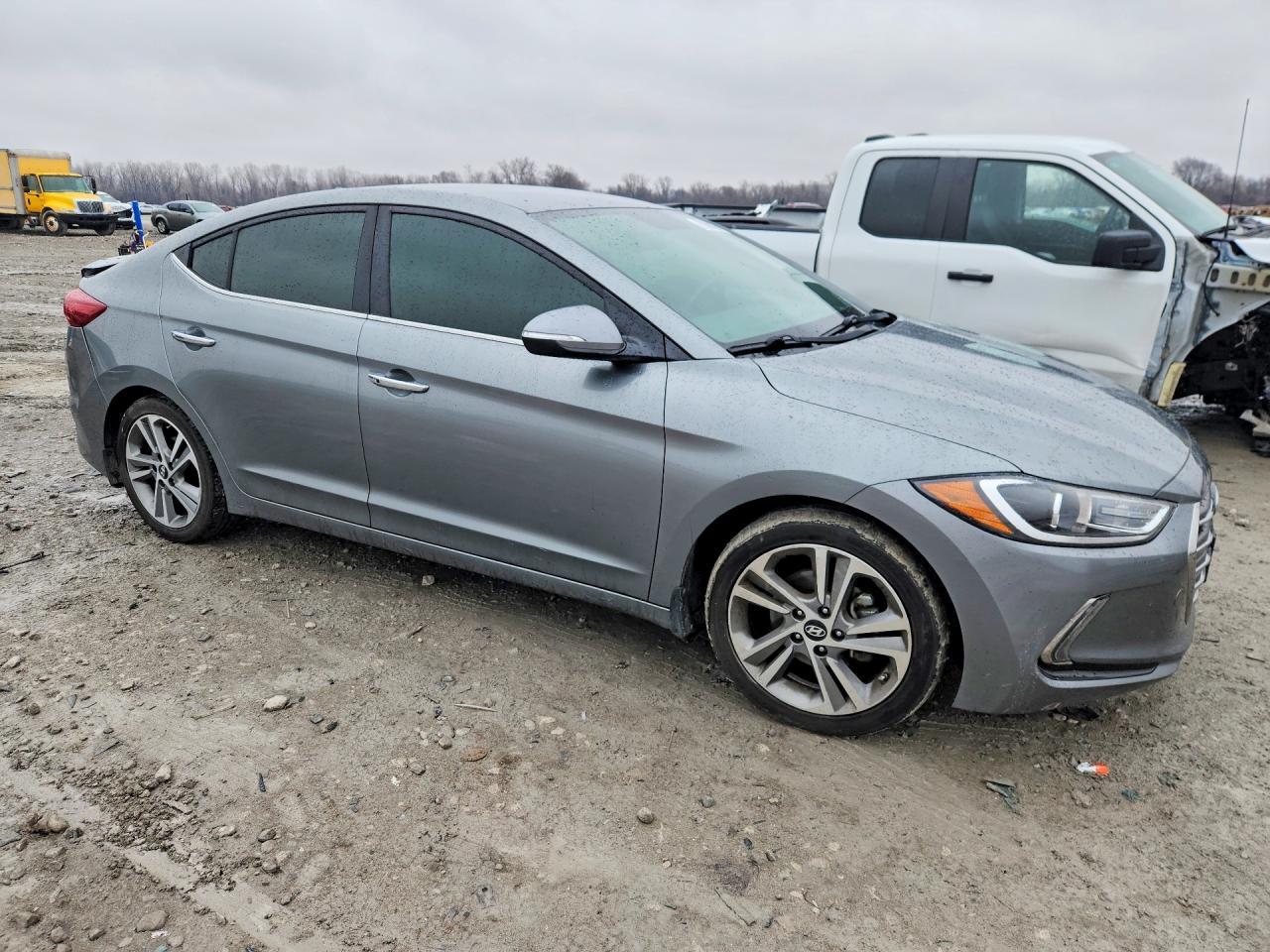 2017 HYUNDAI ELANTRA
