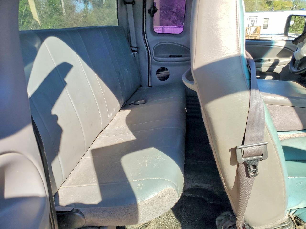 2001 DODGE Ram 2500