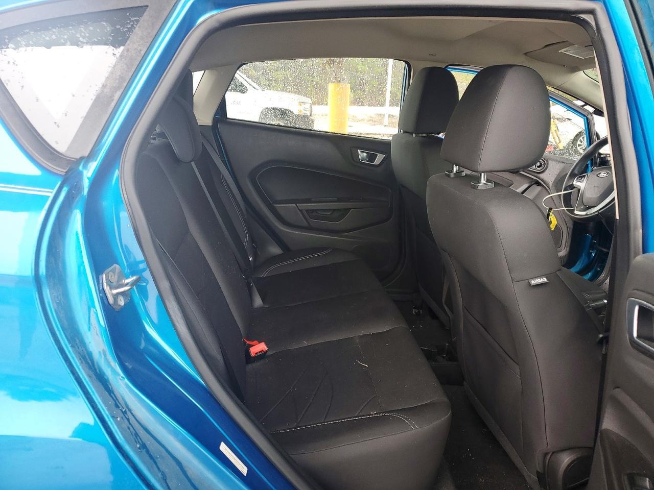 2015 FORD Fiesta