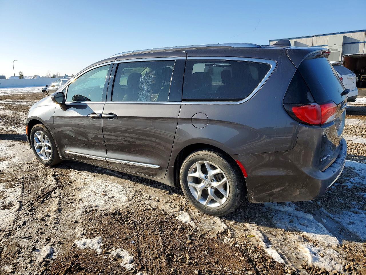 2020 CHRYSLER Pacifica
