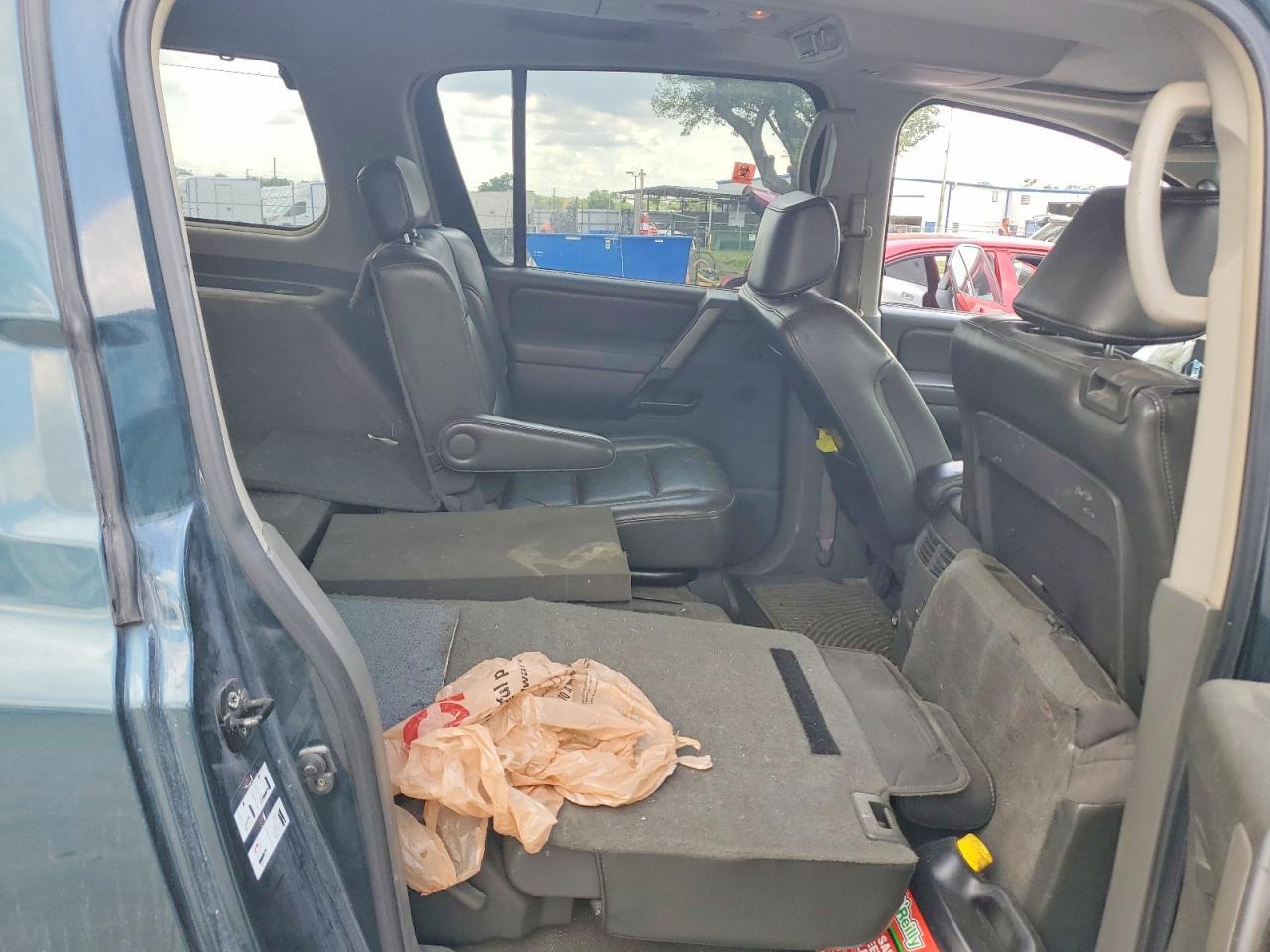 2005 NISSAN Armada