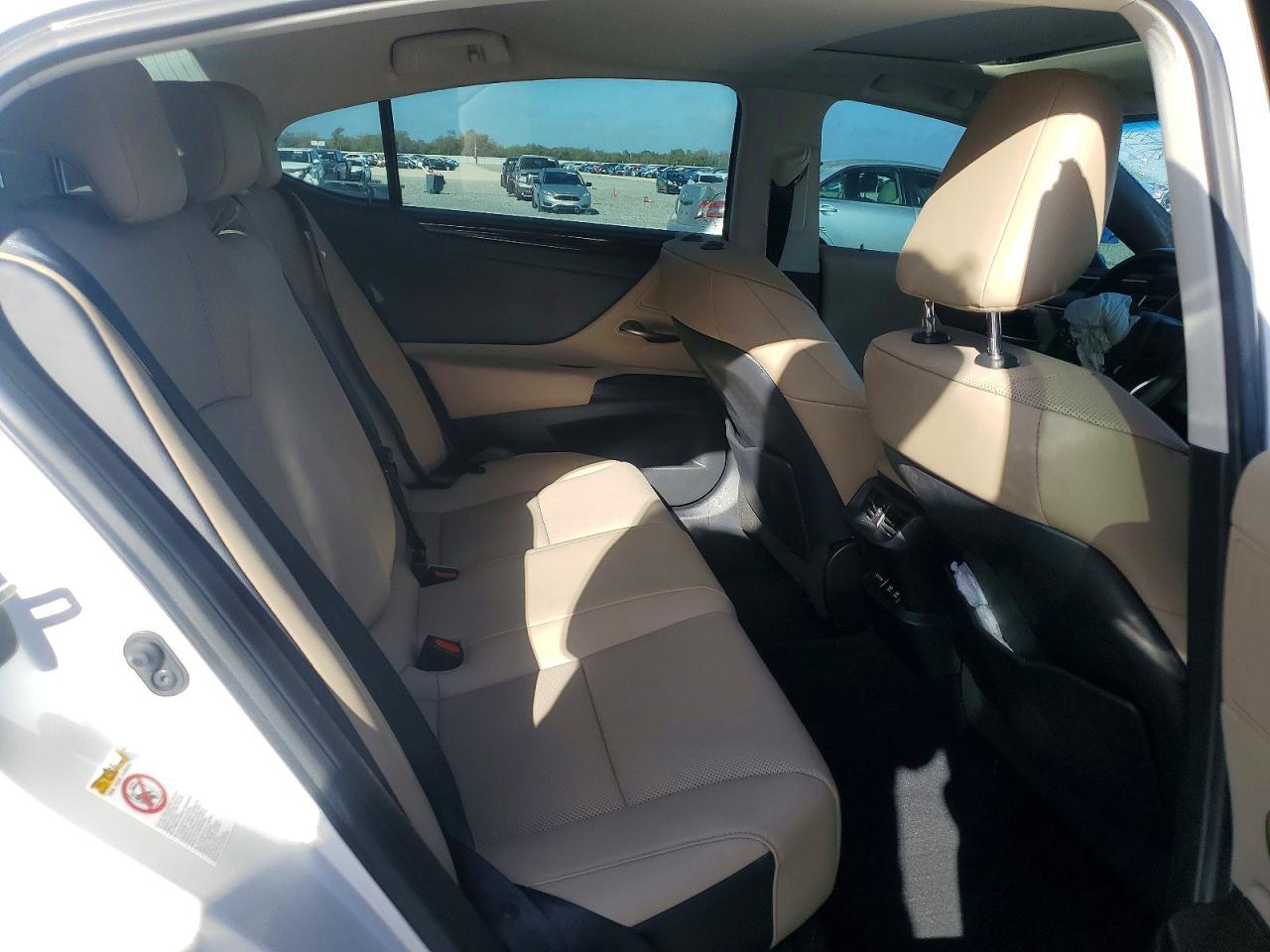 2019 LEXUS ES 350