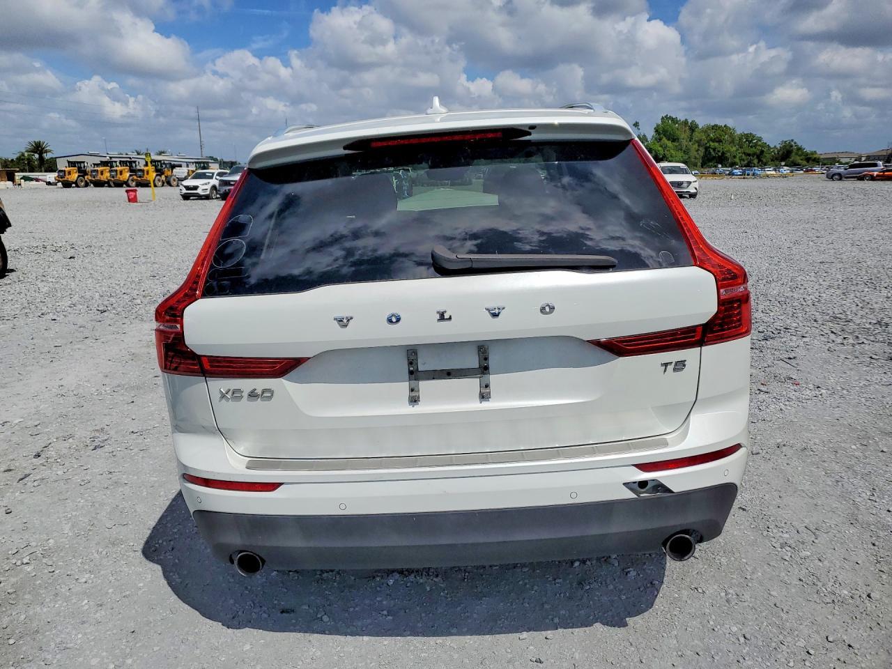 2019 VOLVO XC60
