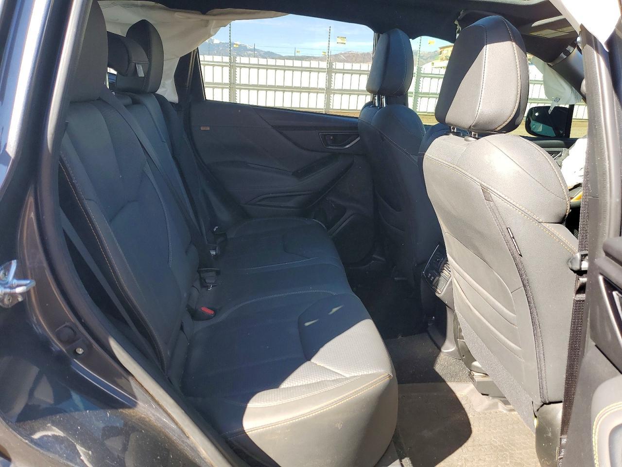 2024 SUBARU FORESTER
