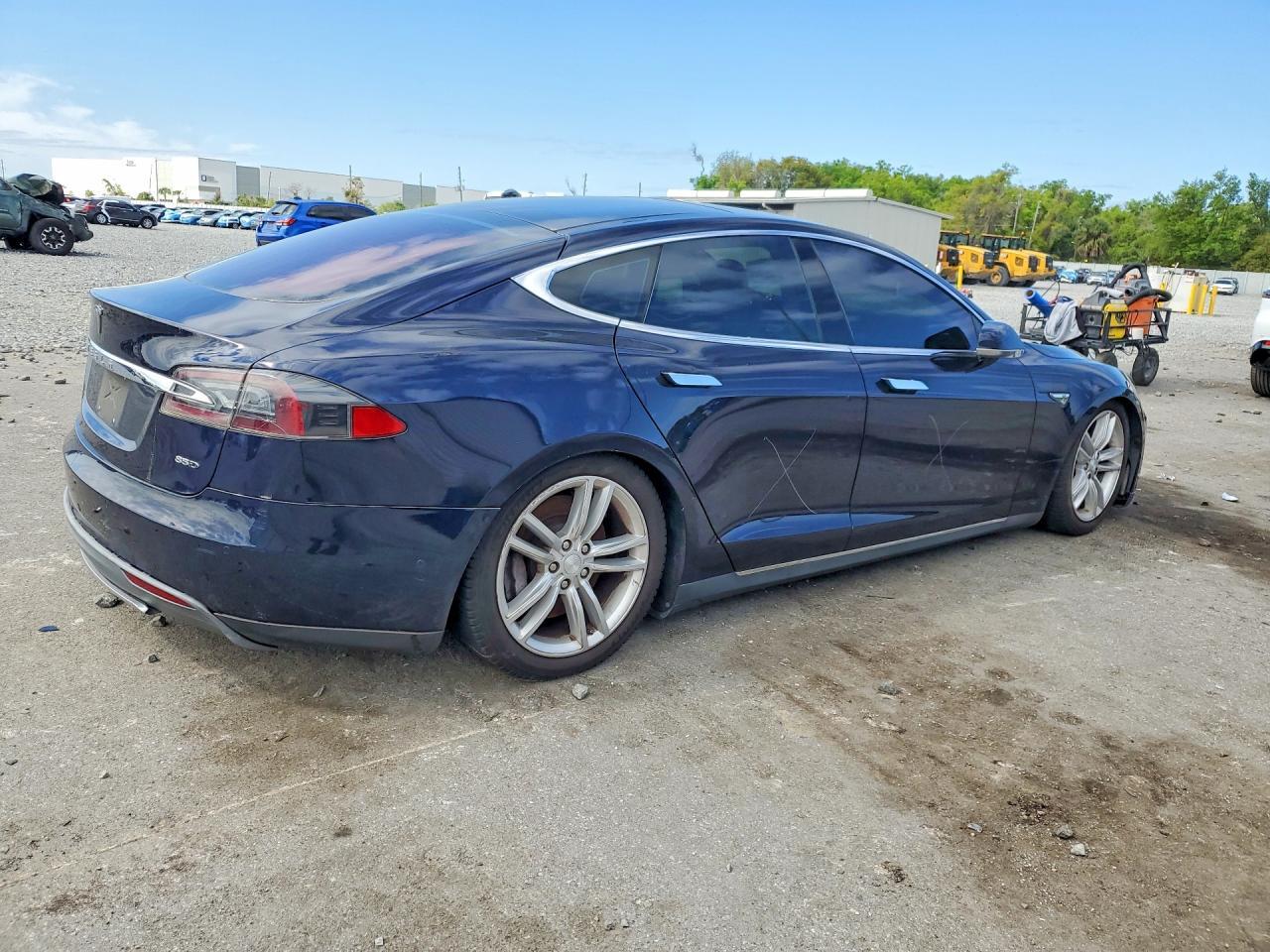 2015 TESLA MODEL S