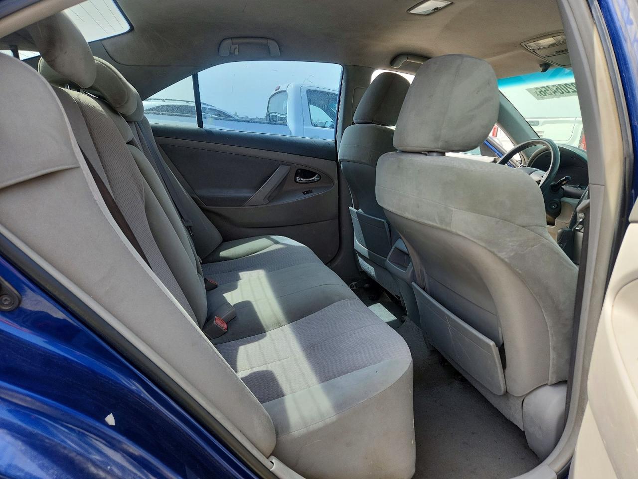 2010 TOYOTA CAMRY