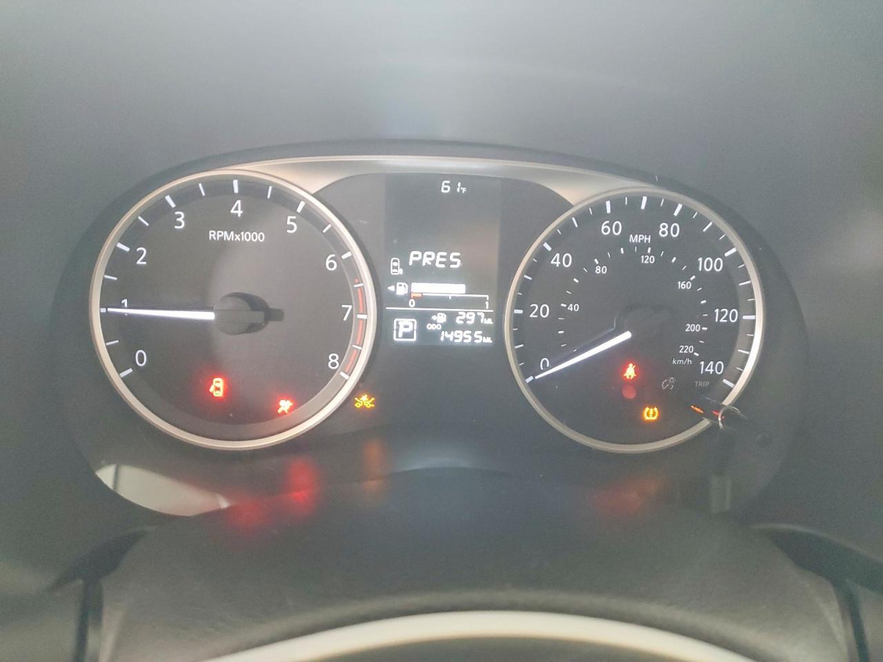 2024 NISSAN KICKS