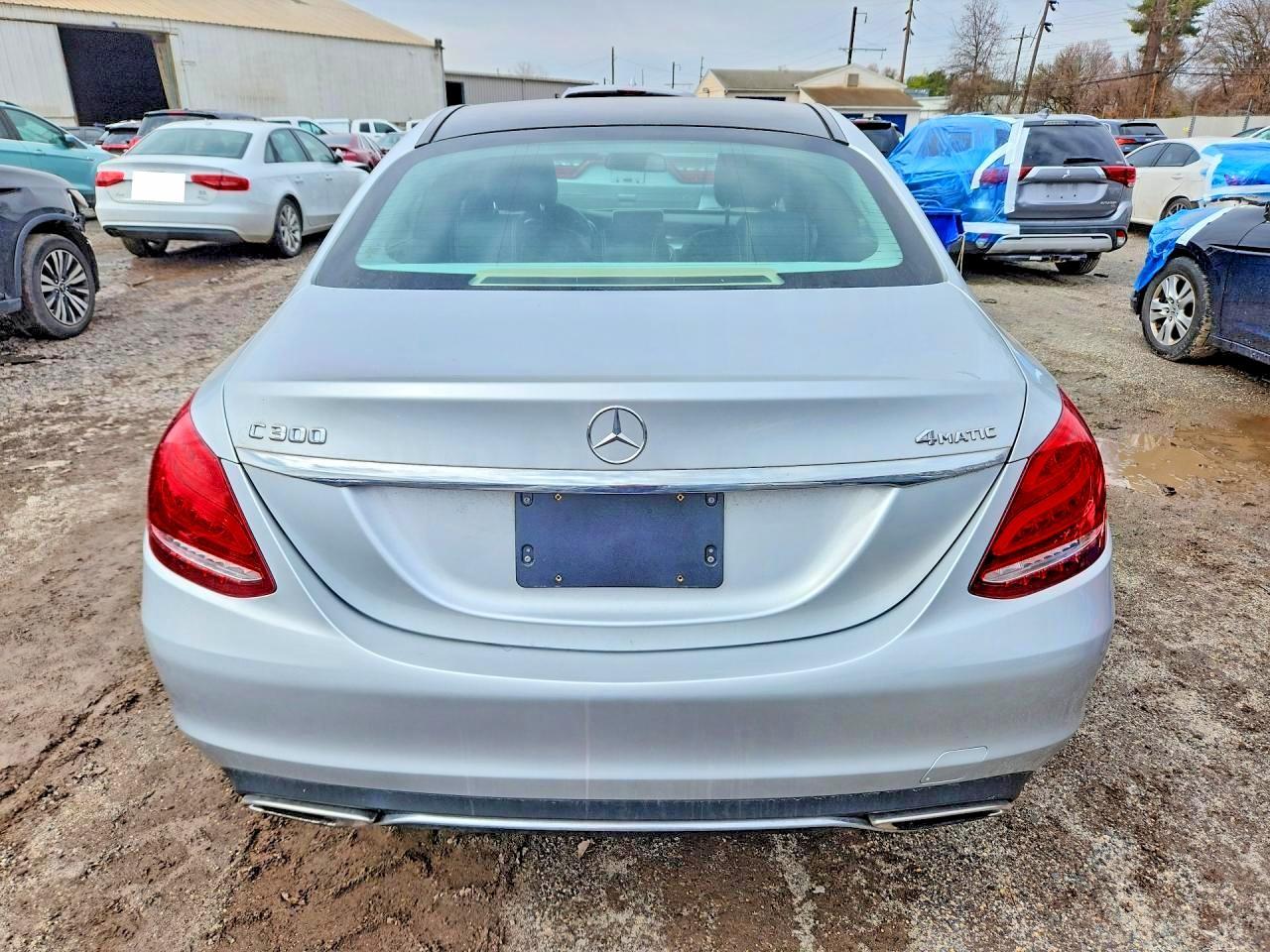 2015 MERCEDES-BENZ C-CLASS