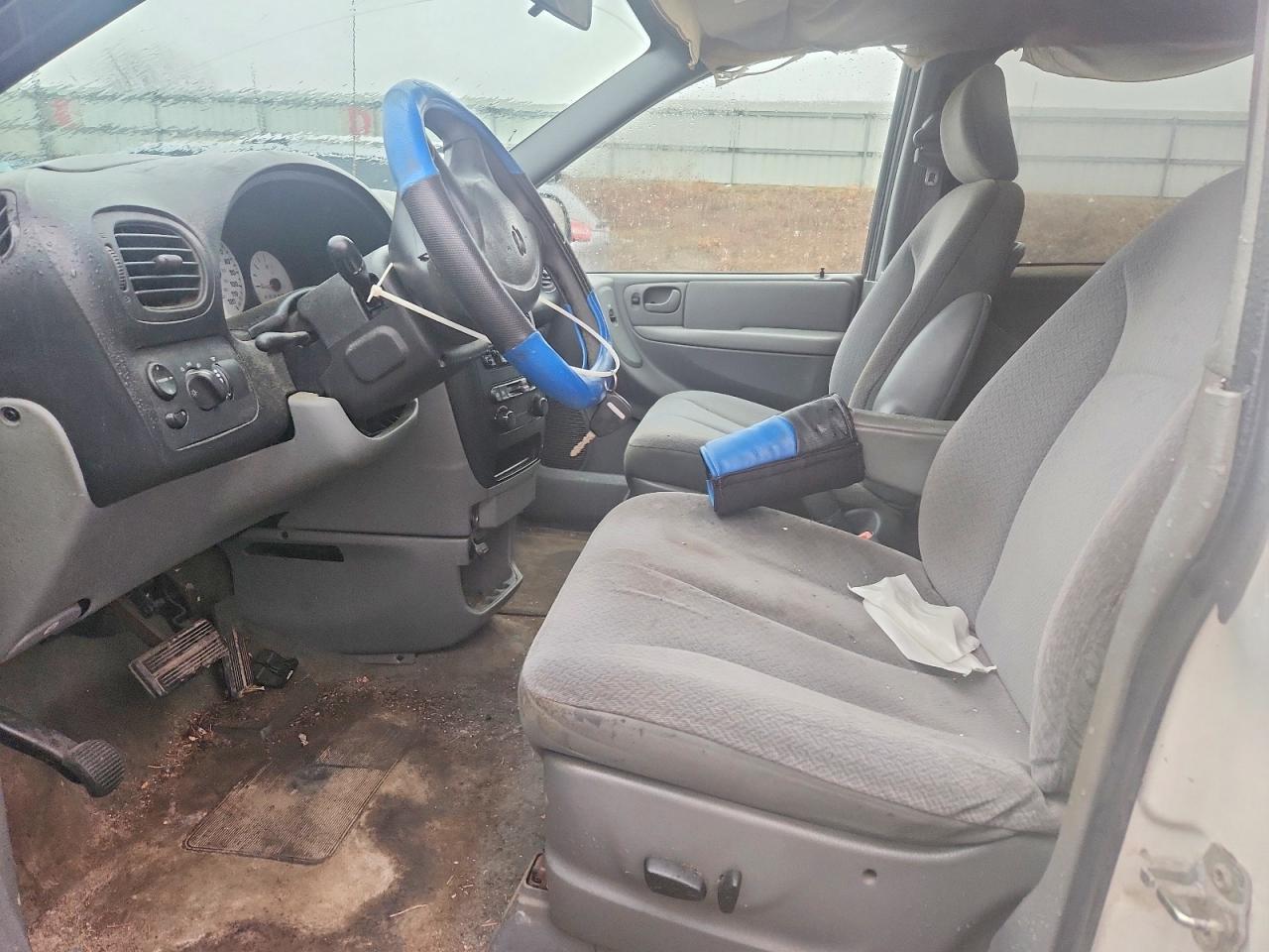 2004 DODGE CARAVAN