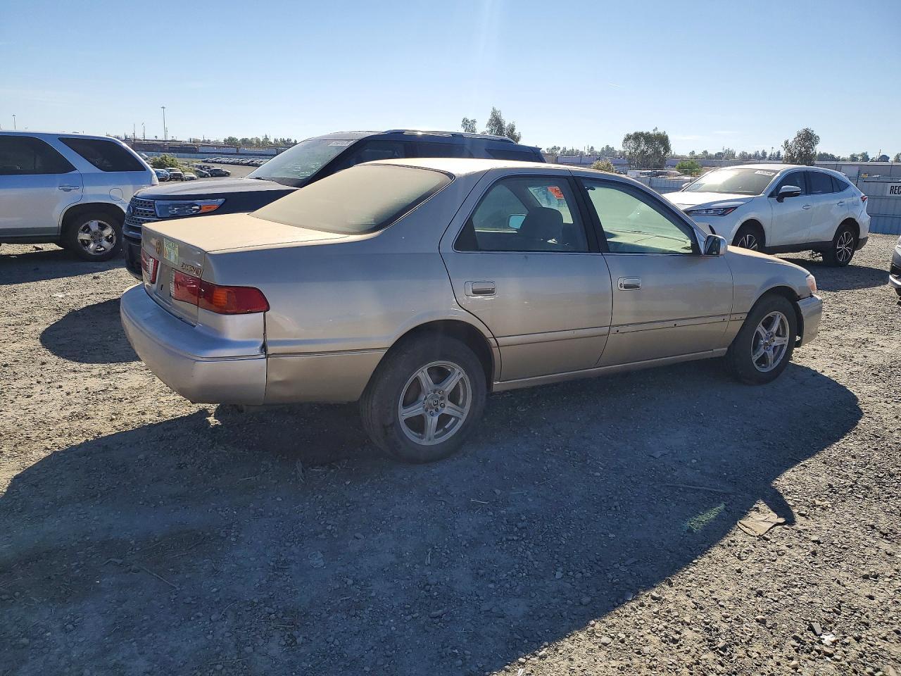 2000 TOYOTA CAMRY