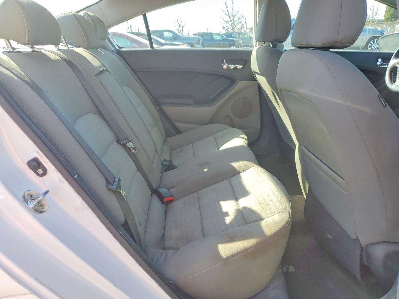 2015 KIA FORTE
