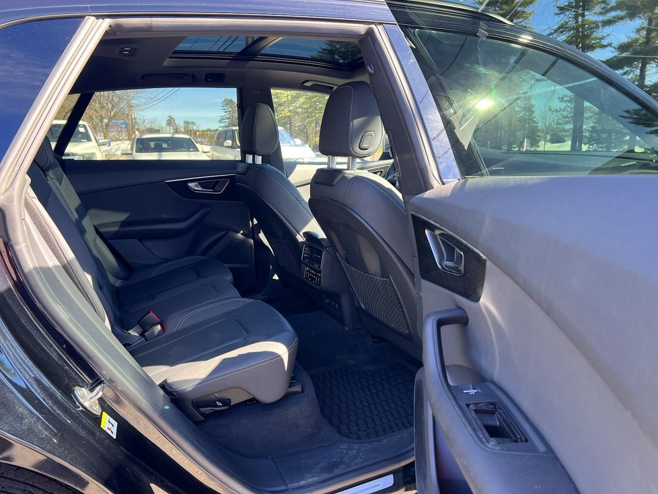 2021 AUDI Q8