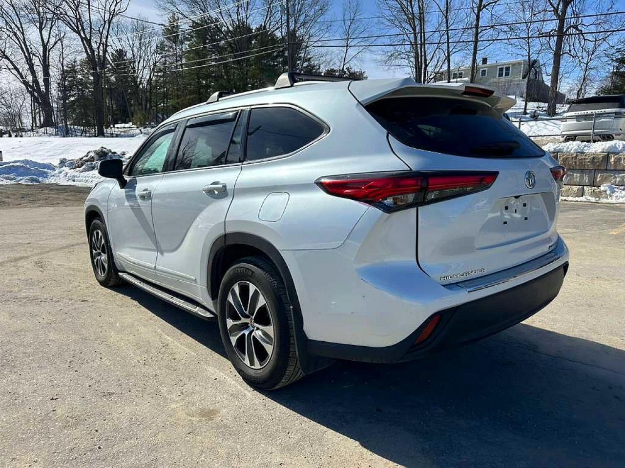 2022 TOYOTA HIGHLANDER
