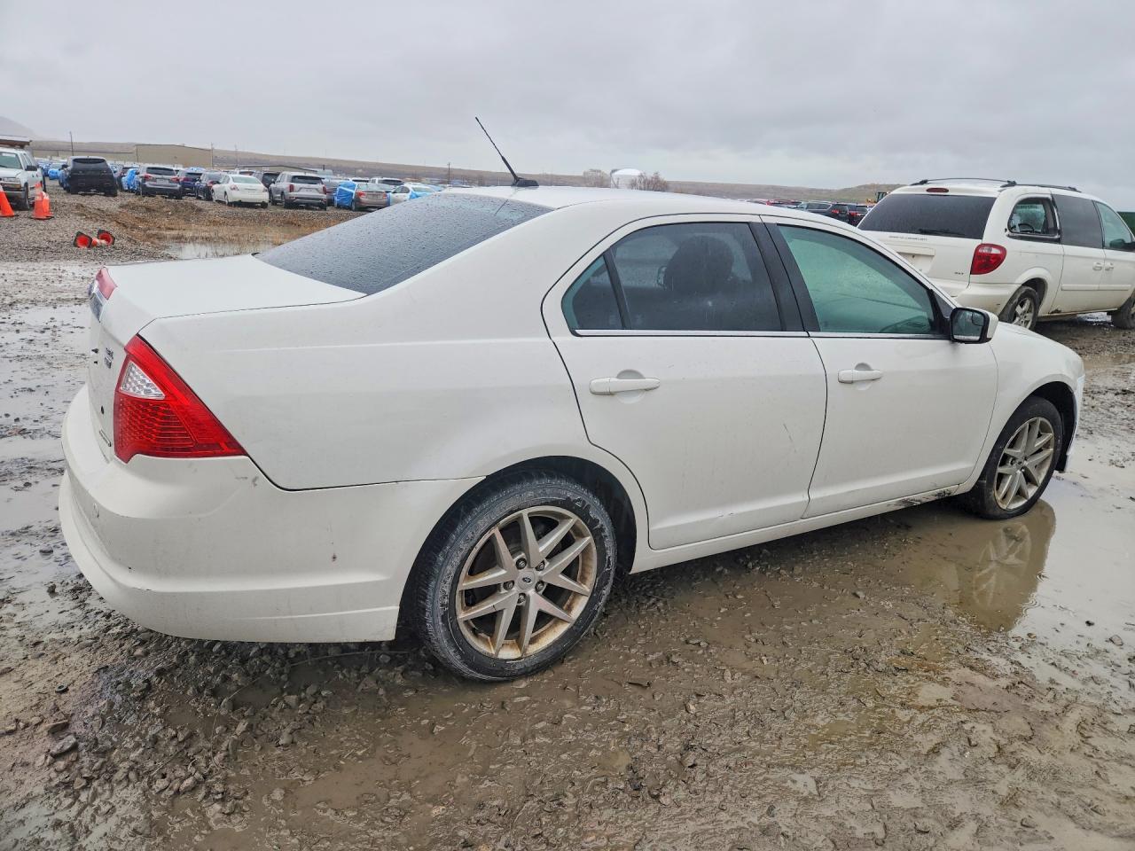 2011 FORD FUSION