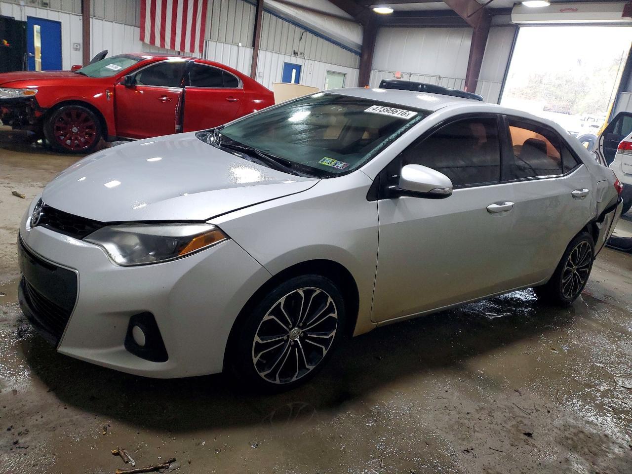 2016 TOYOTA COROLLA