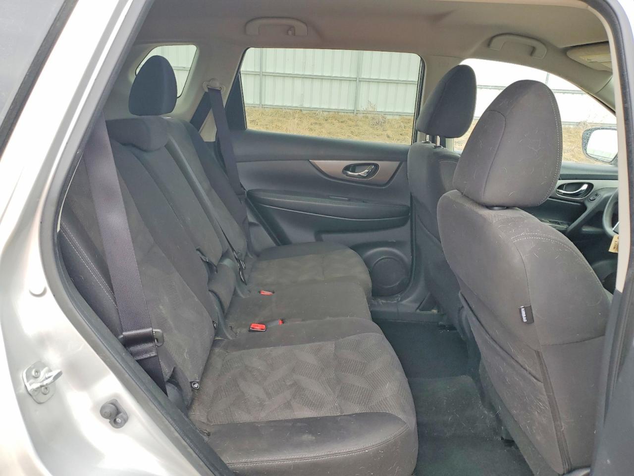 2016 NISSAN ROGUE