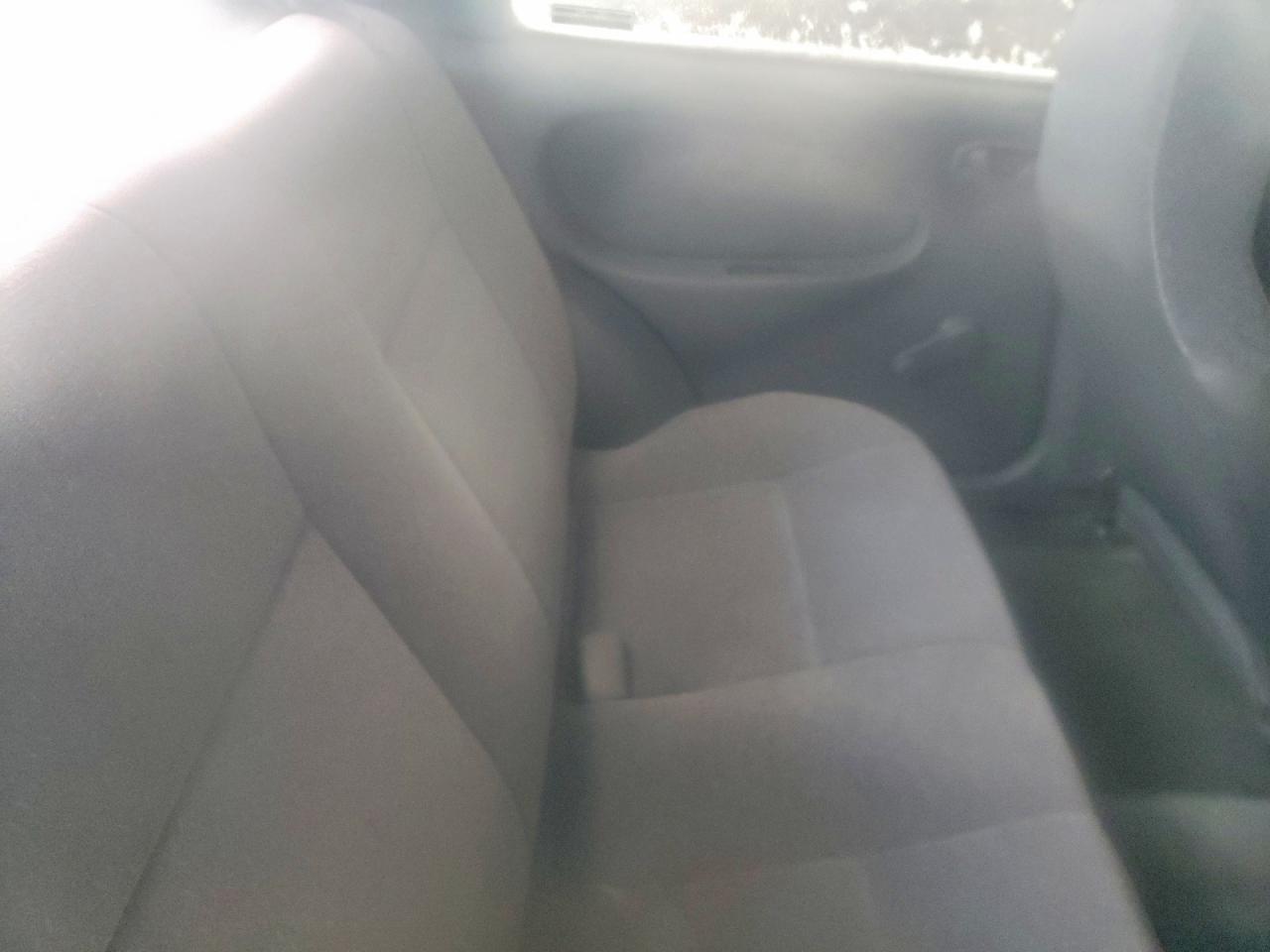 2000 CHEVROLET Metro