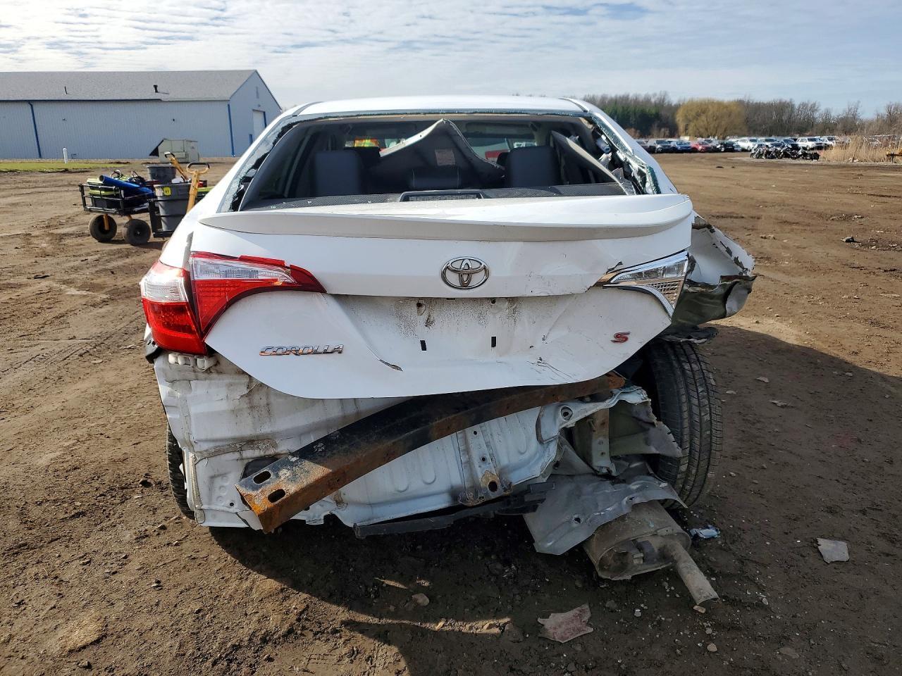 2015 TOYOTA COROLLA