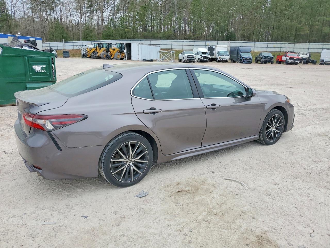 2022 TOYOTA CAMRY