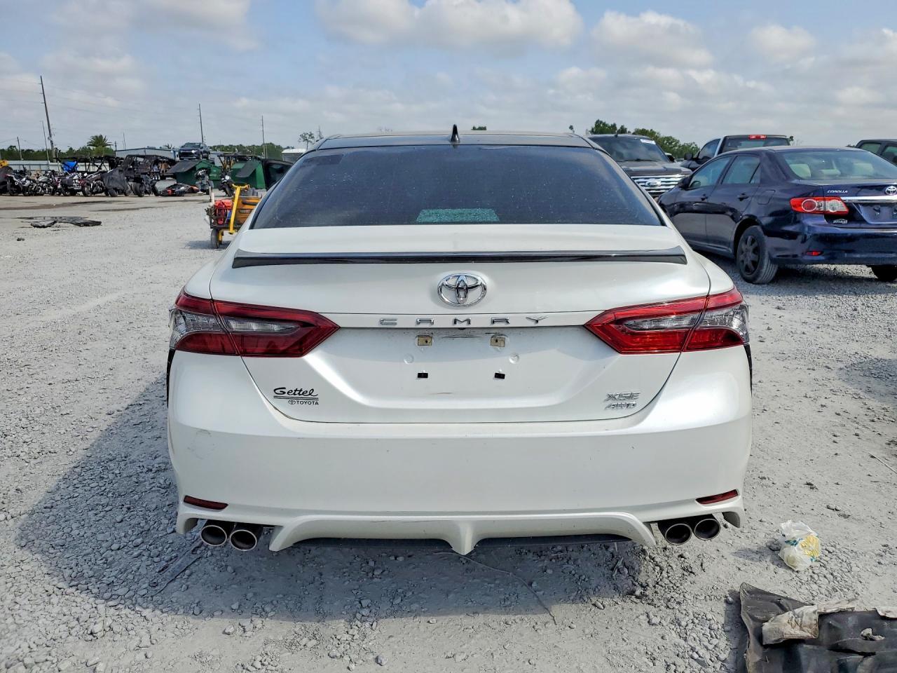 2023 TOYOTA CAMRY