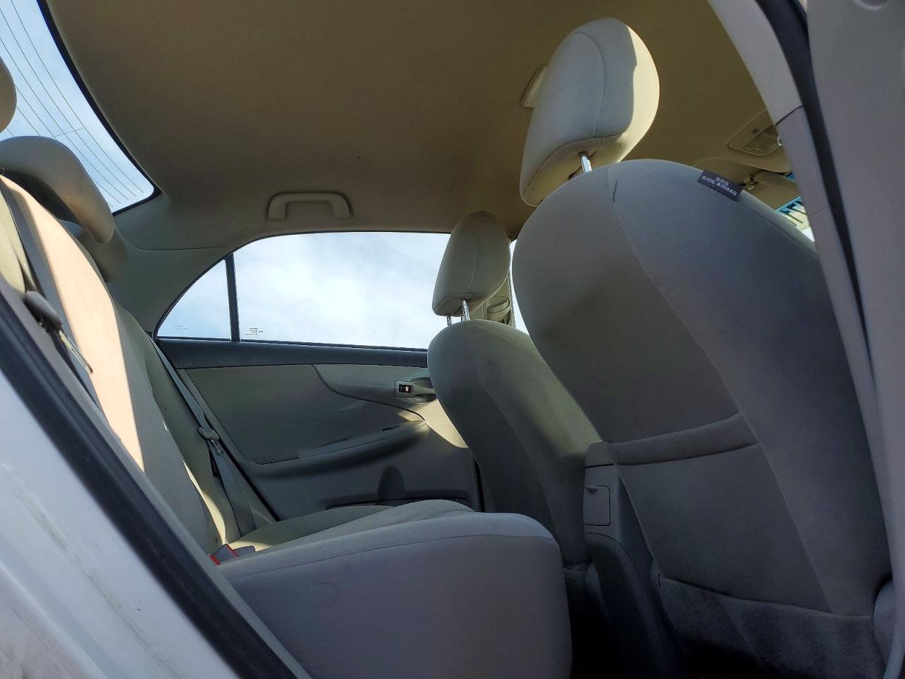 2012 TOYOTA COROLLA