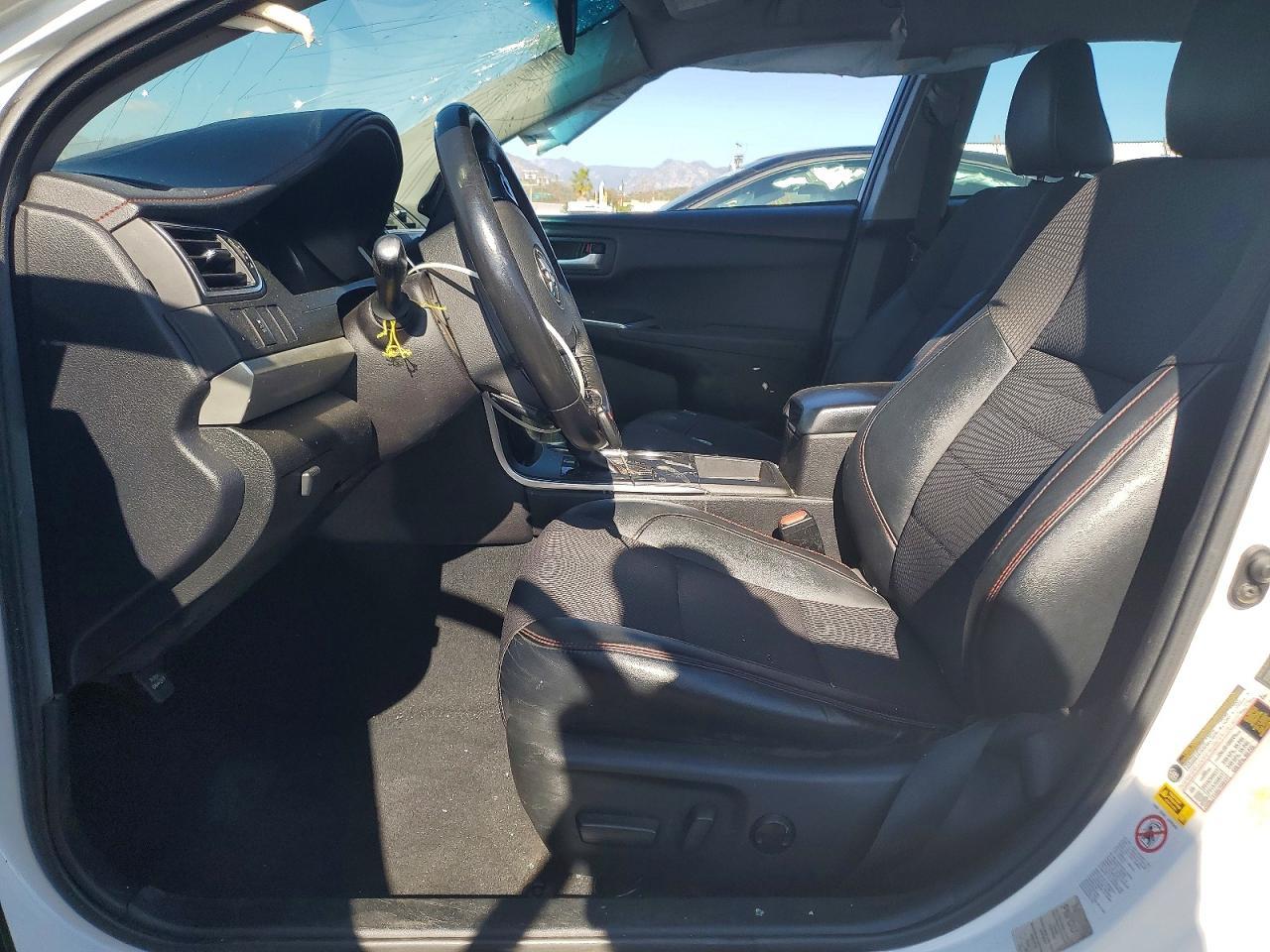 2017 TOYOTA CAMRY