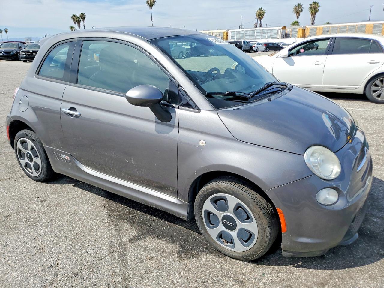 2013 FIAT 500