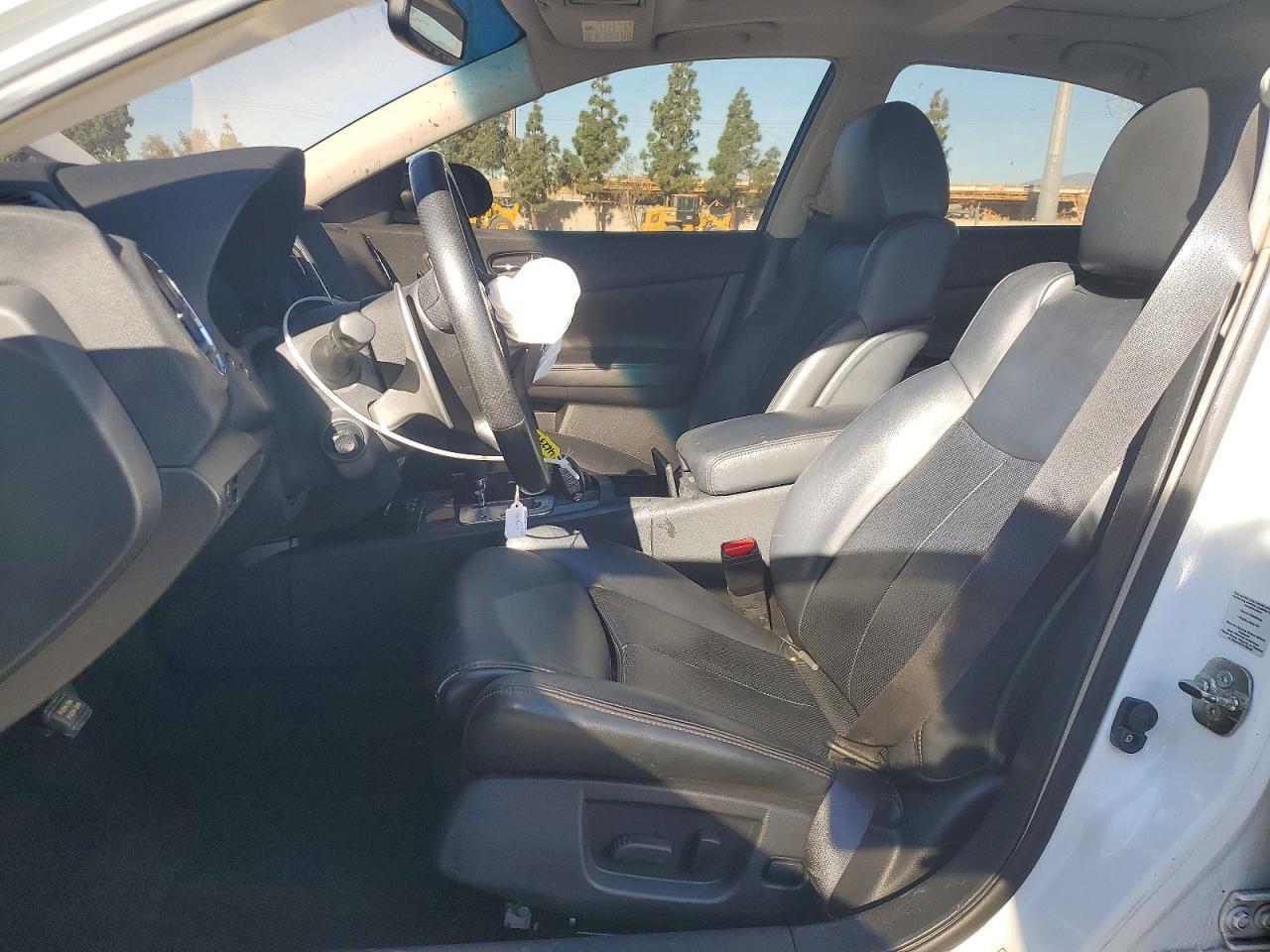 2013 NISSAN Maxima