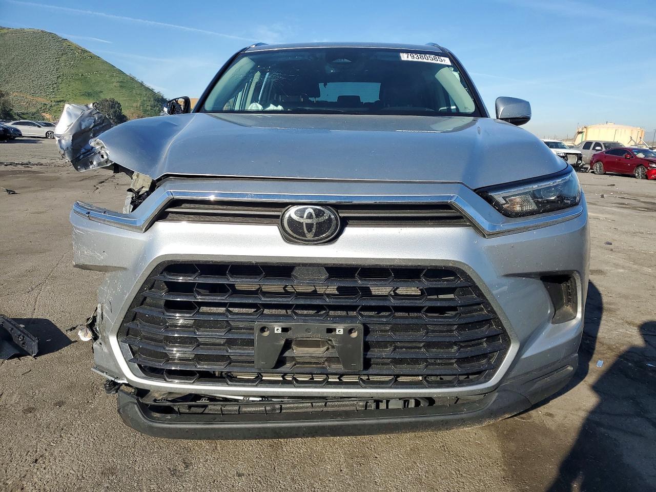 2024 TOYOTA HIGHLANDER