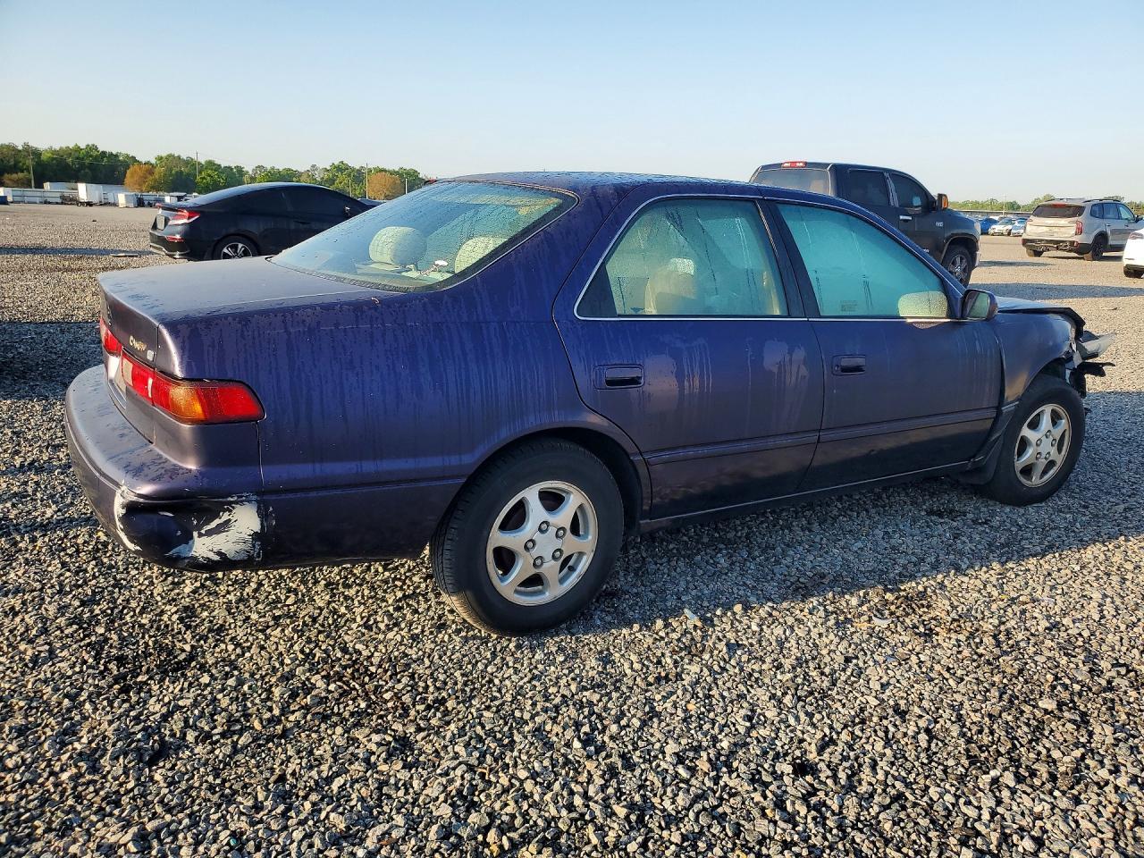 1997 TOYOTA CAMRY
