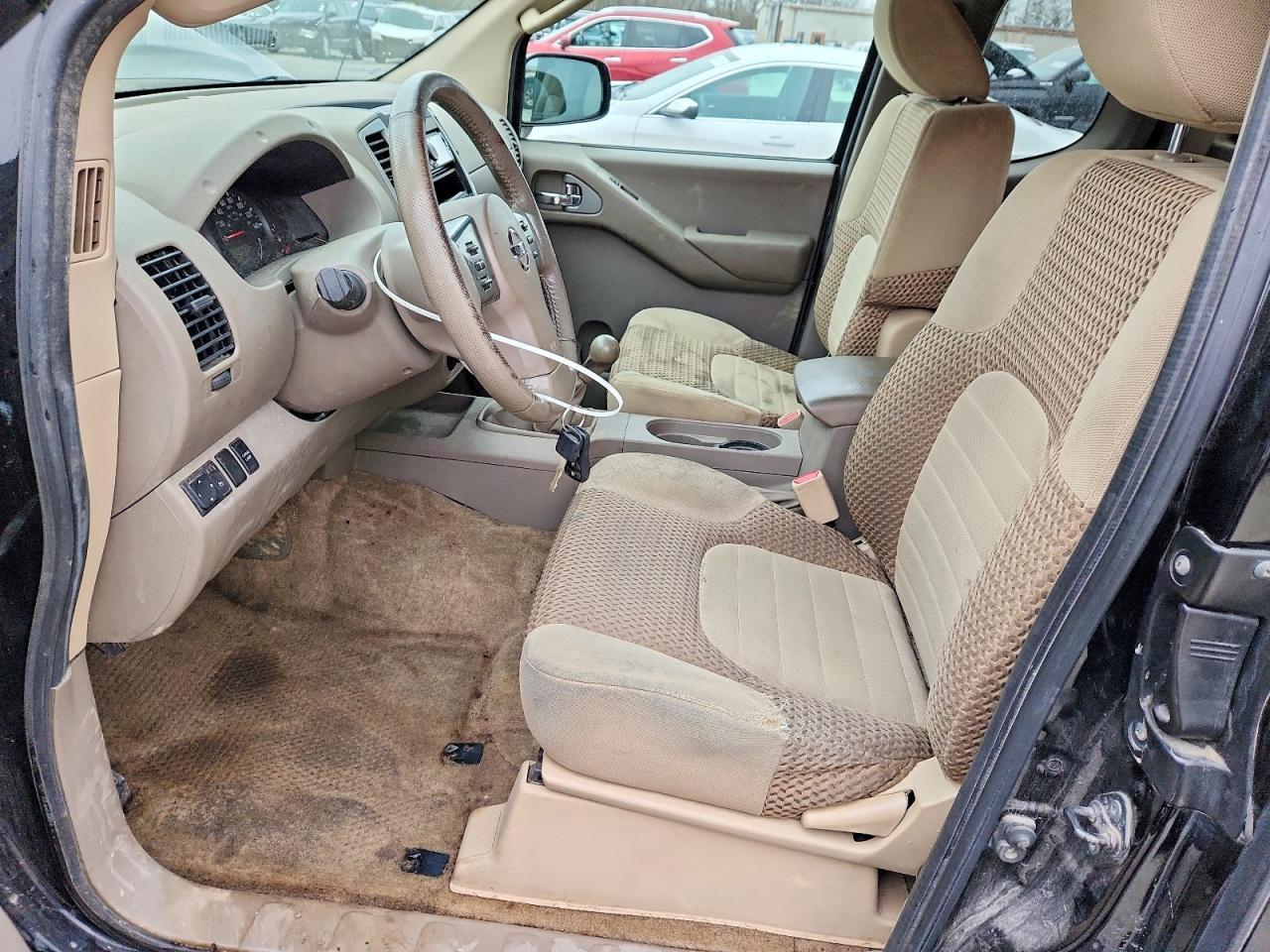 2011 NISSAN Frontier
