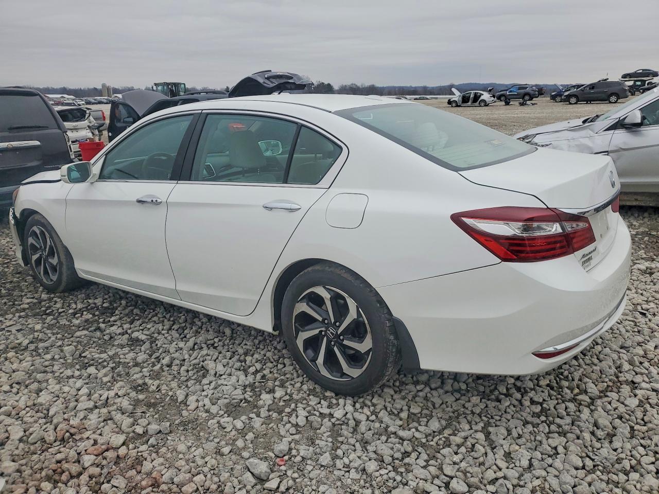 2016 HONDA ACCORD