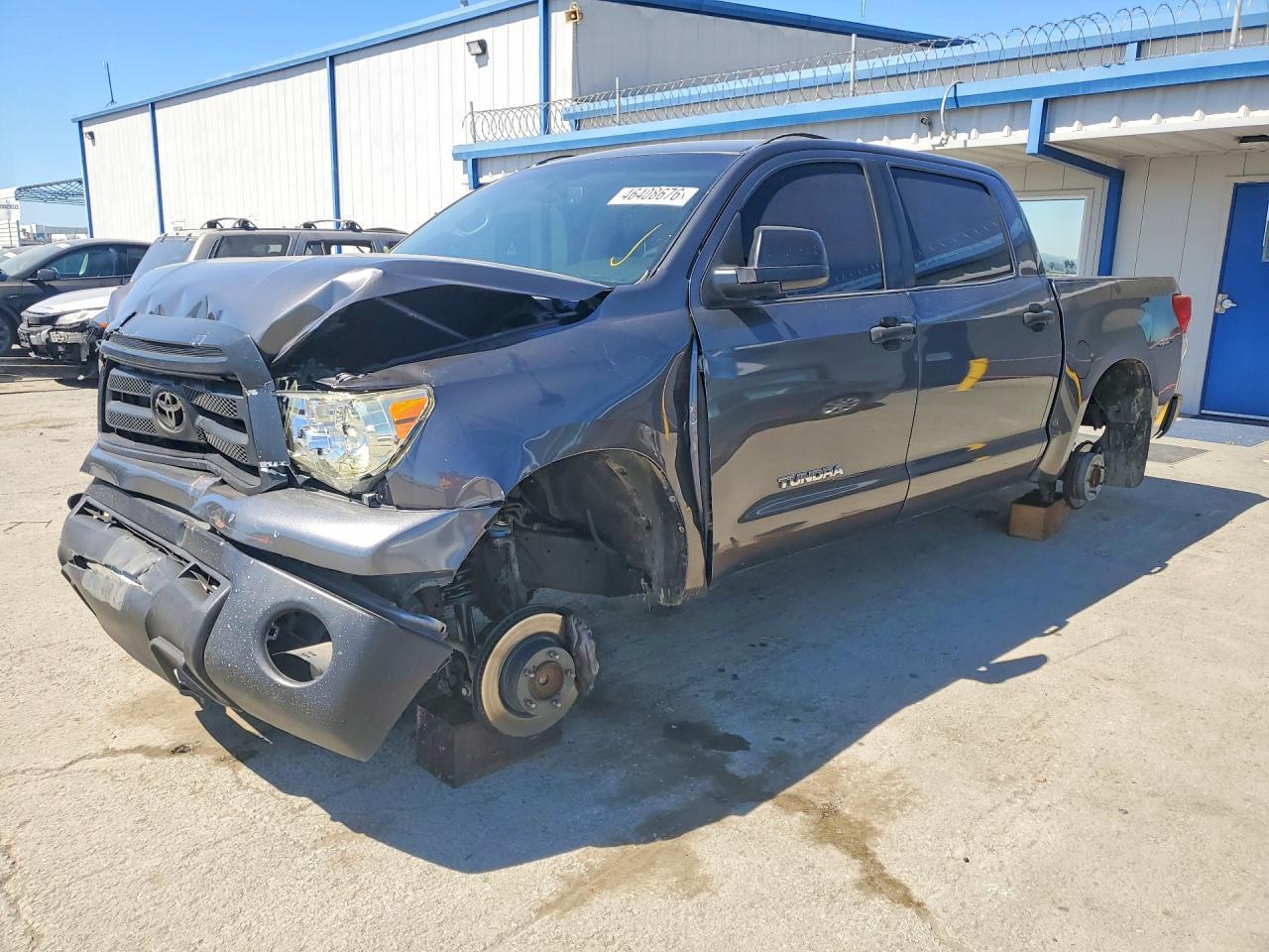 2012 TOYOTA TUNDRA
