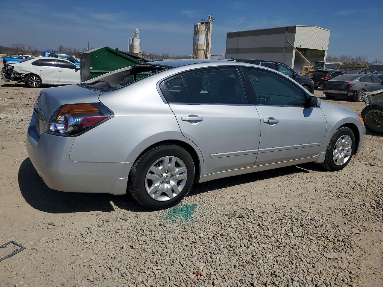 2012 NISSAN ALTIMA