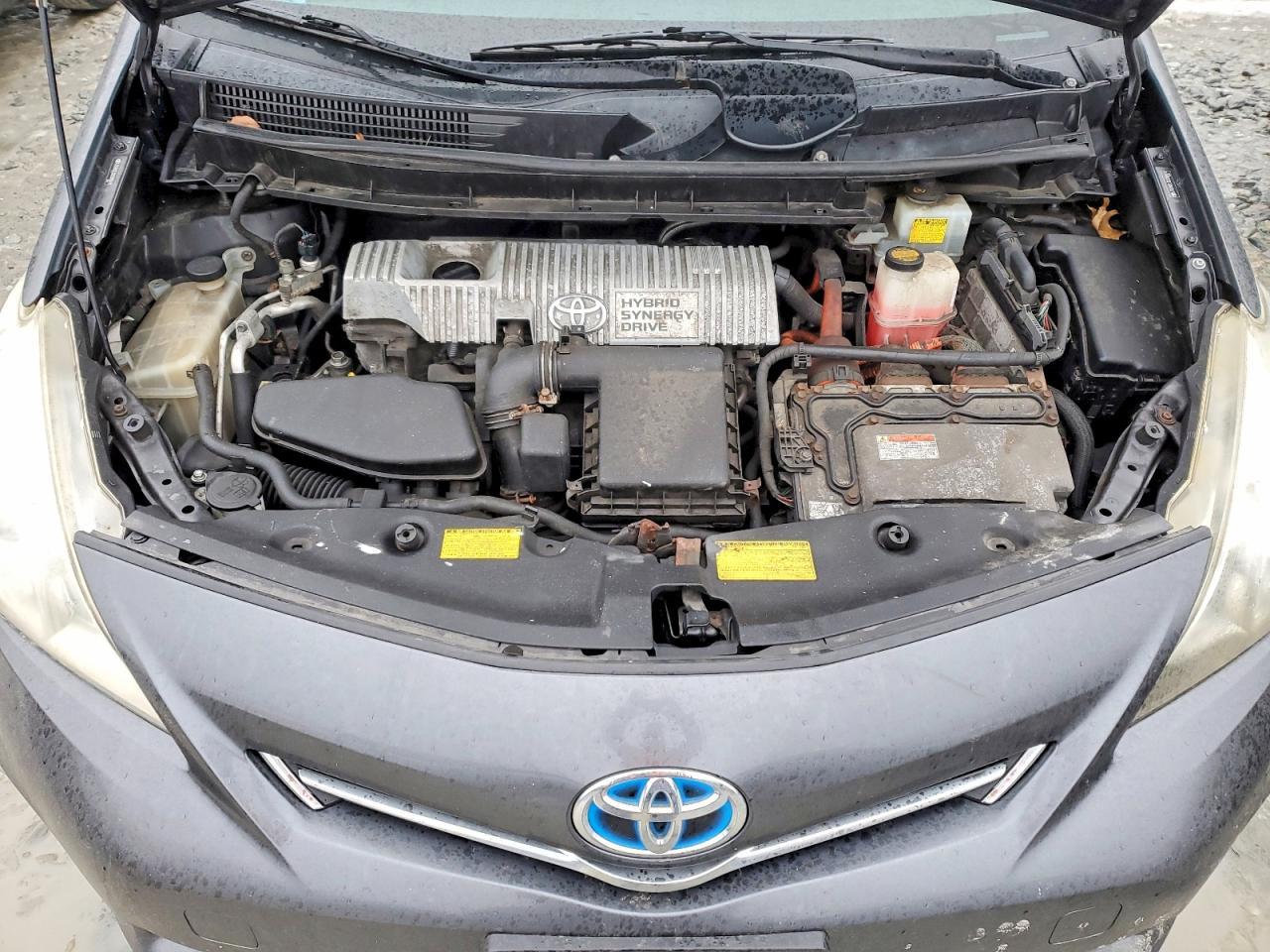 2012 TOYOTA PRIUS V