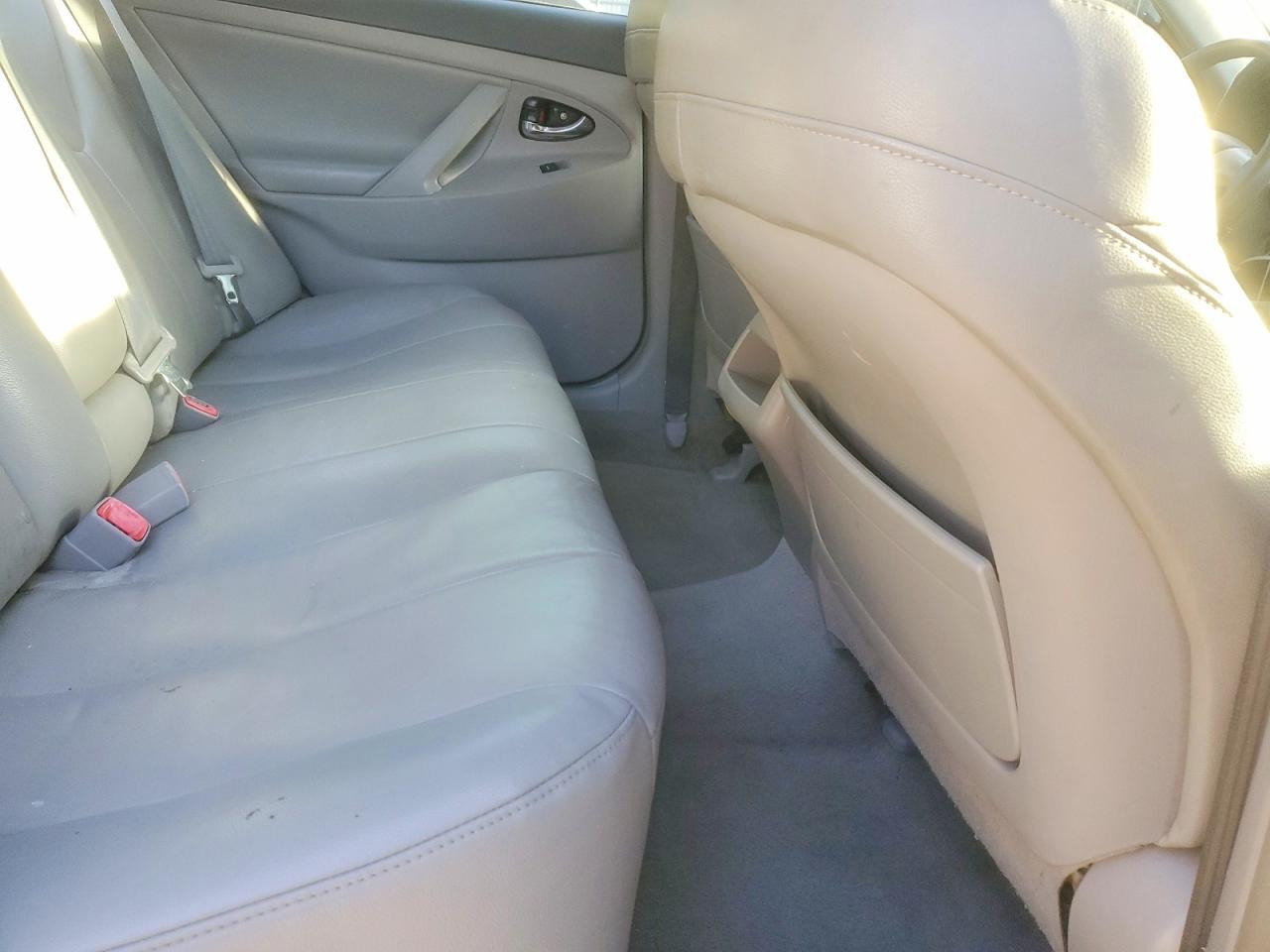 2010 TOYOTA CAMRY
