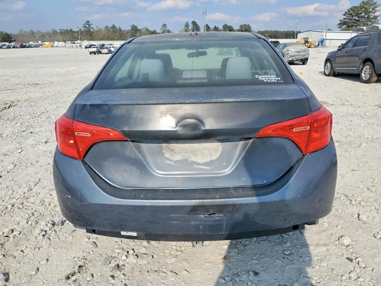 2015 TOYOTA COROLLA