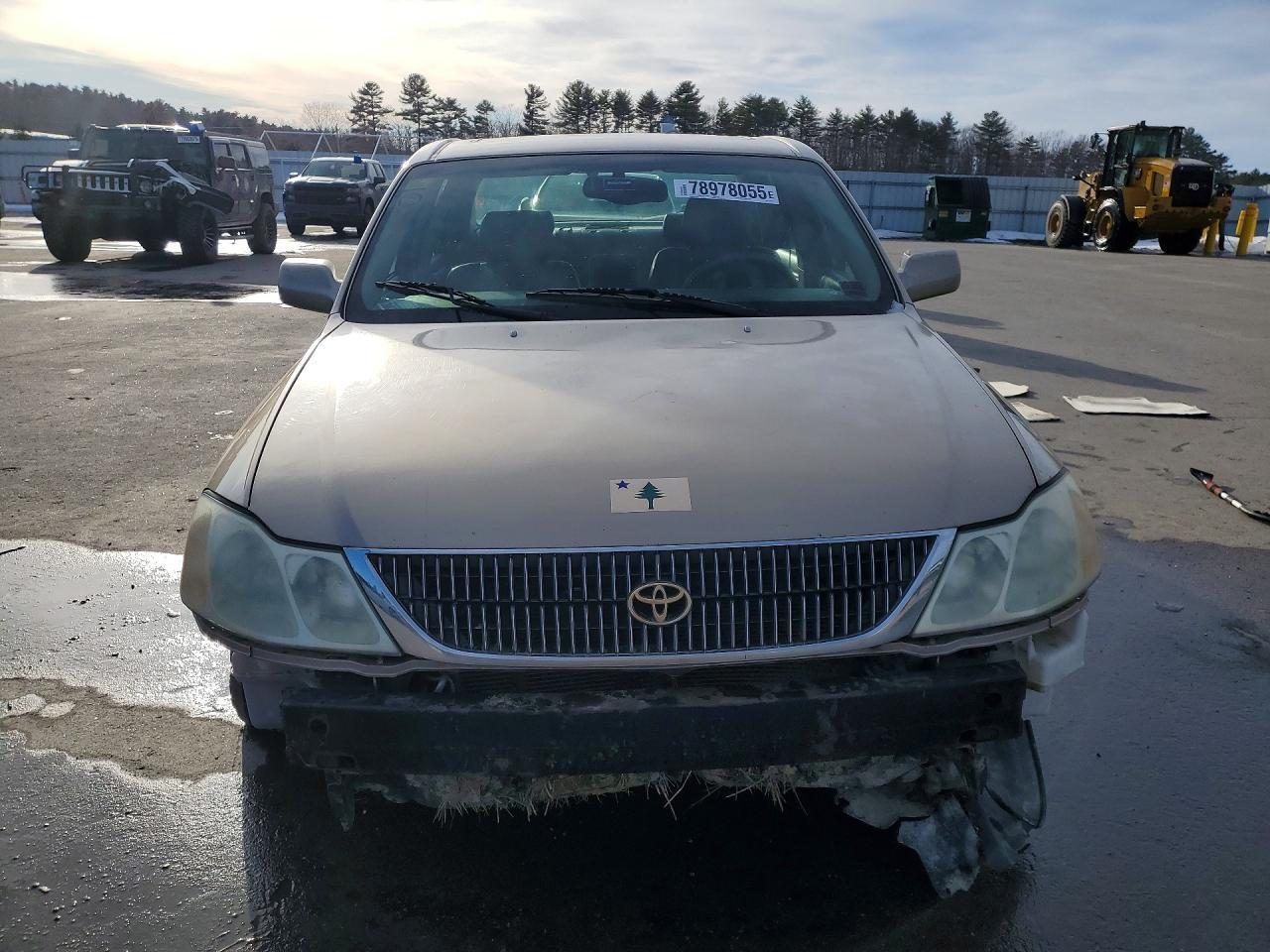 2002 TOYOTA Avalon
