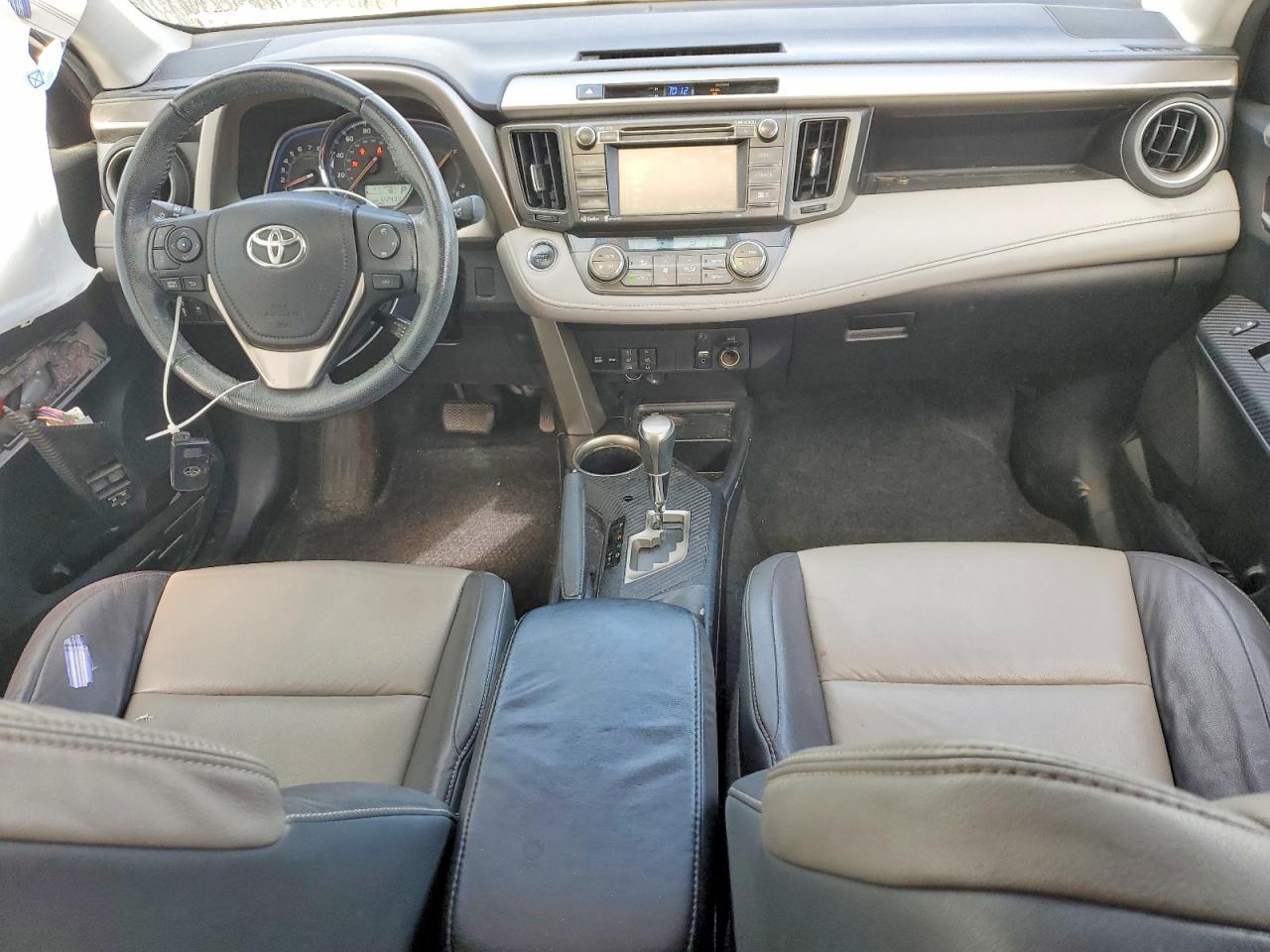 2015 TOYOTA RAV4