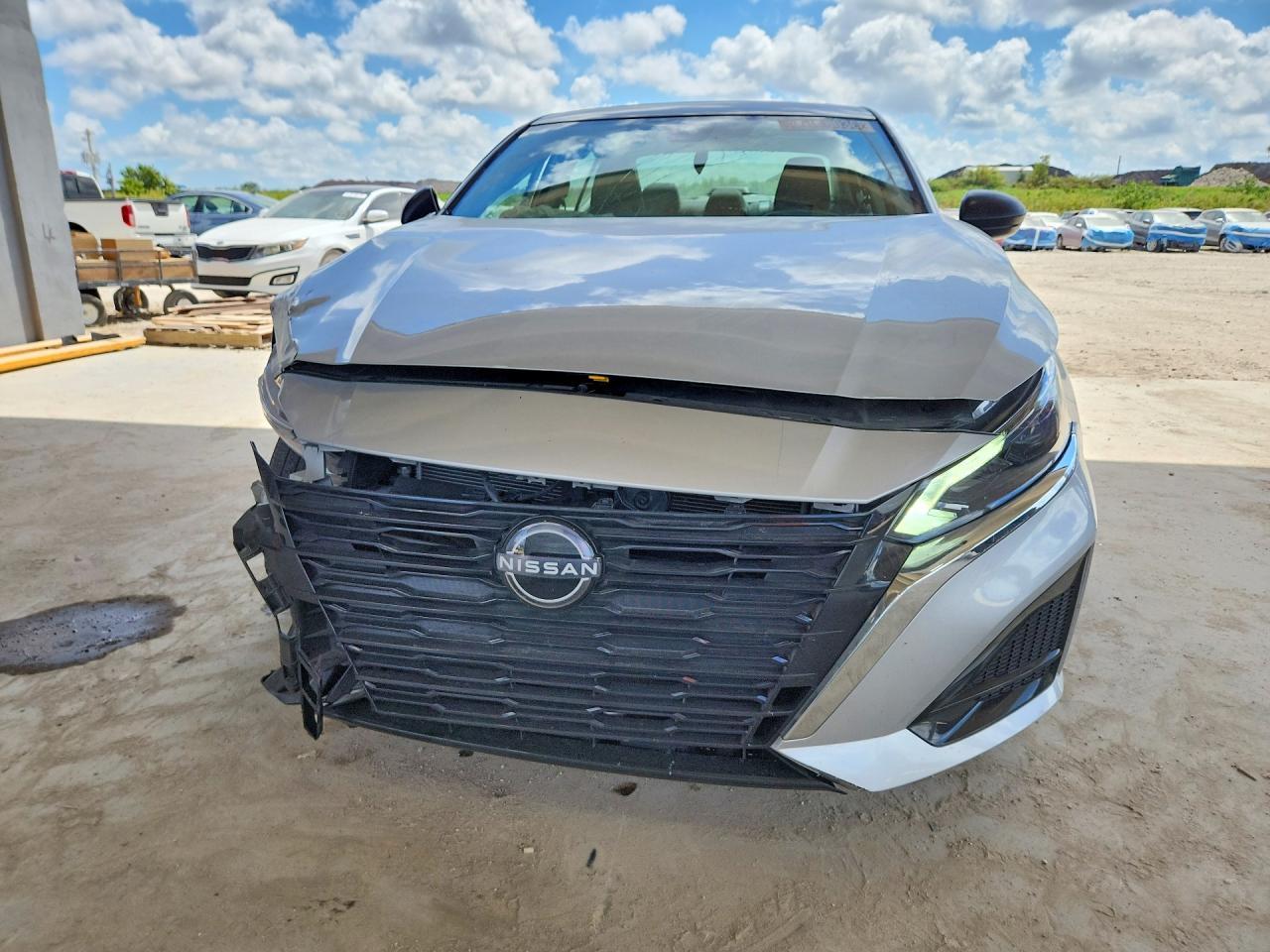 2025 NISSAN ALTIMA